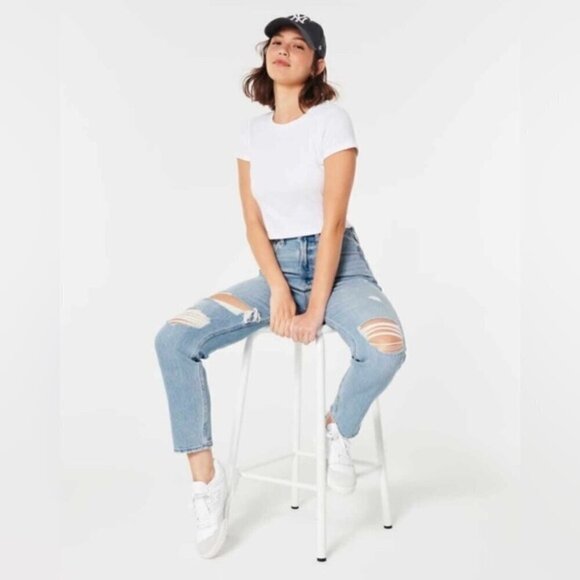 Hollister-Curvy High-Rise Ripped Mom Jeans-Light Medium Ripped Wash-00R/24W. NWT - Picture 7 of 12